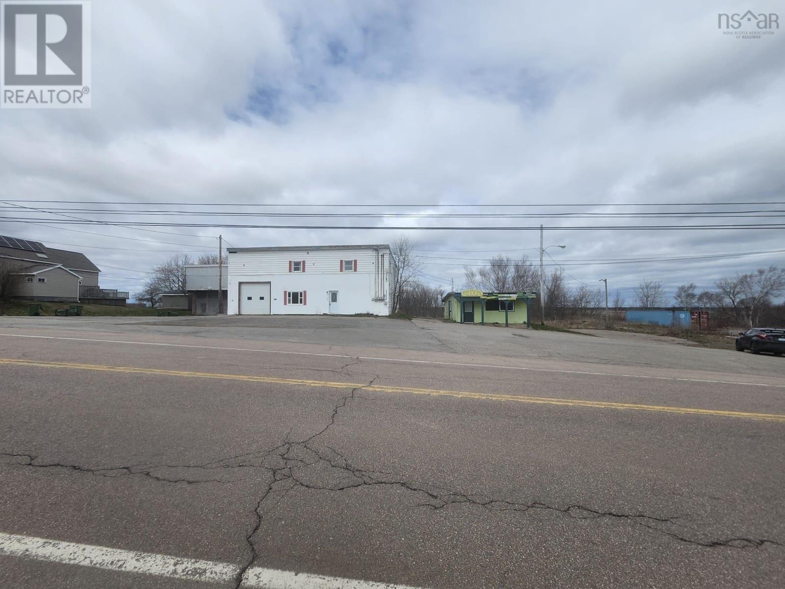 331 HWY#6 Highway, East Amherst — photo 7