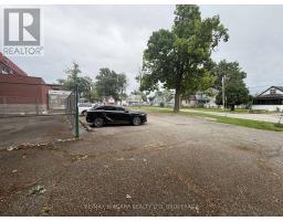 4700 Epworth Circle, Niagara Falls, ON L2E1C6 Photo 6