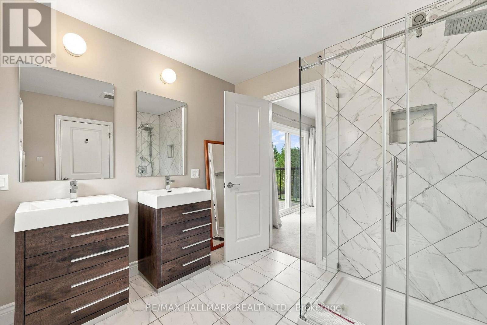 166 HILLCREST DRIVE - 25