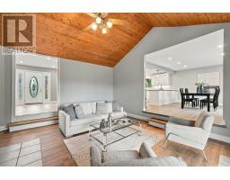 Bedroom - 166 Hillcrest Drive, East Gwillimbury, ON L9N0E5 Photo 11