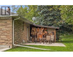 Kitchen - 166 Hillcrest Drive, East Gwillimbury, ON L9N0E5 Photo 13