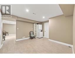166 Hillcrest Drive, East Gwillimbury, ON L9N0E5 Photo 34