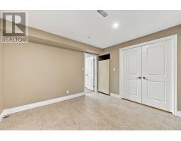166 Hillcrest Drive, East Gwillimbury, ON L9N0E5 Photo 36