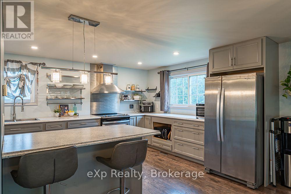 15 HOWDENVALE ROAD - 16