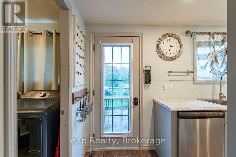 15 HOWDENVALE ROAD - 22