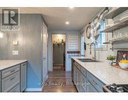 15 Howdenvale Road, South Bruce Peninsula, ON N0H1X0 Photo 20