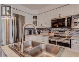 Dinette - 45 Olivetree Road, Brantford, ON N3R7X1 Photo 14
