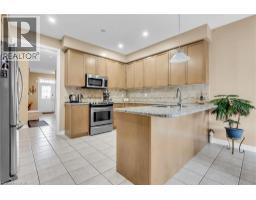 Living room - 786 Fourth Line, Milton, ON L9T7E4 Photo 12
