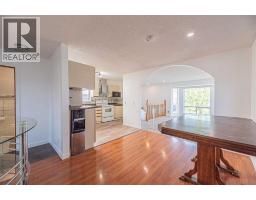 14 Martindale Mews NE - photo 18