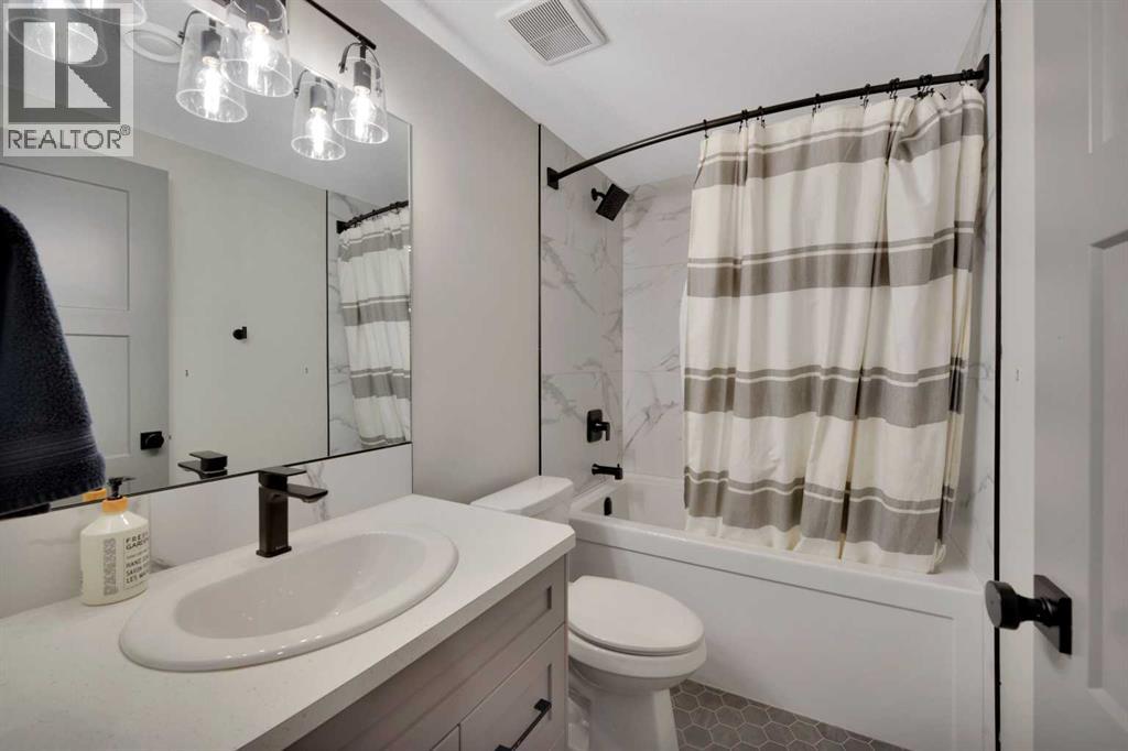 3321 44A Avenue - Image 25