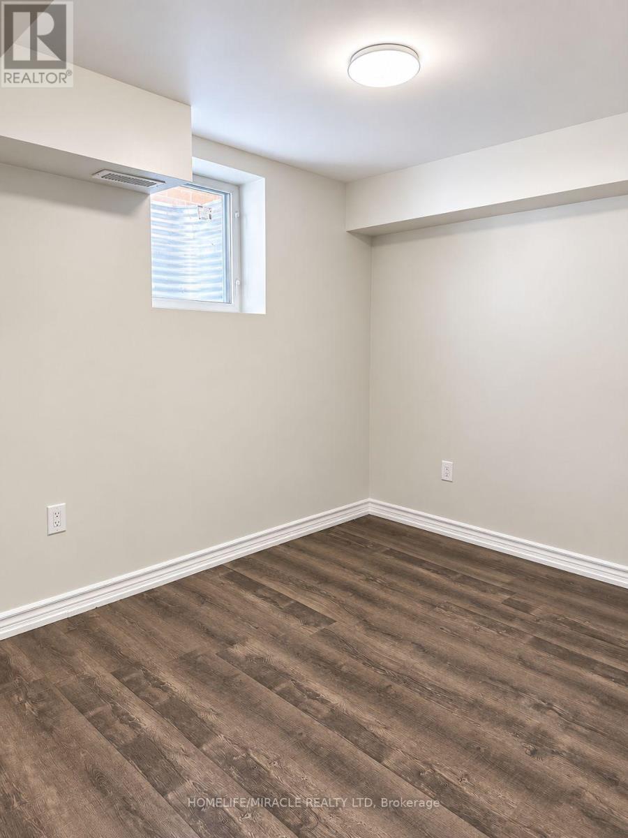 11 BANNISTER CRESCENT, Brampton (Northwest Brampton) — photo 5