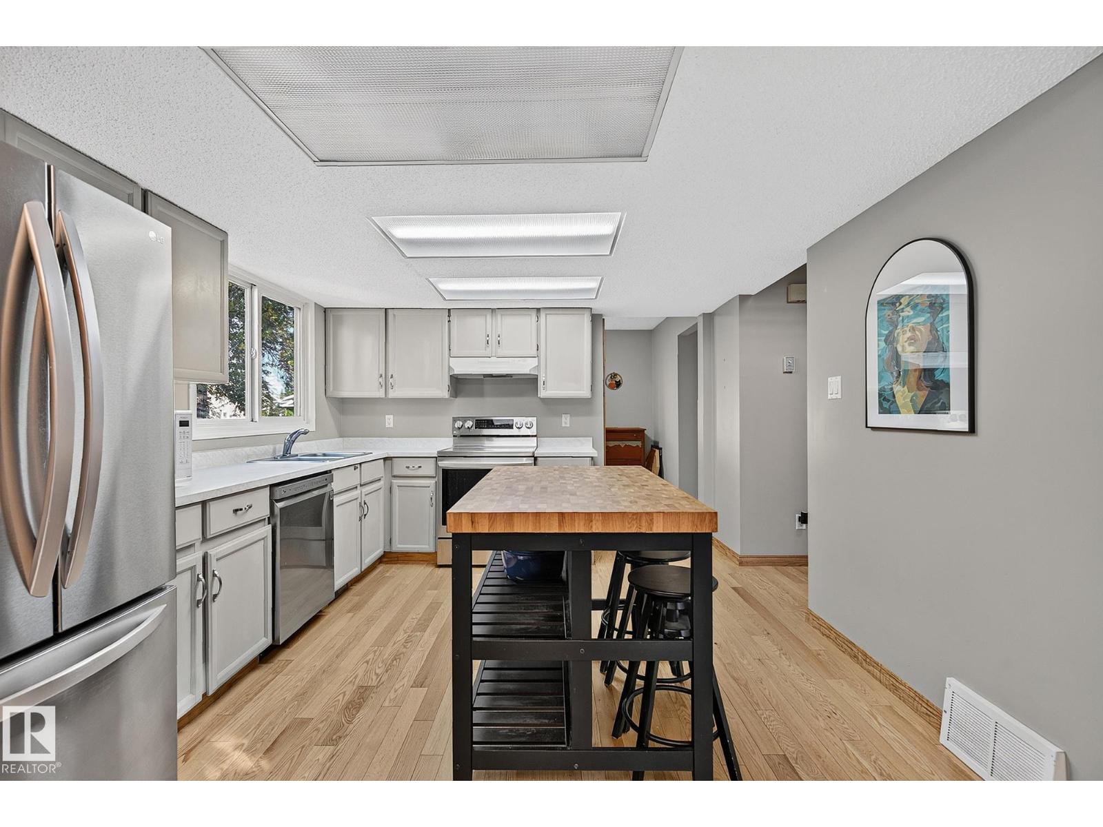 17919 78 AV NW - 9