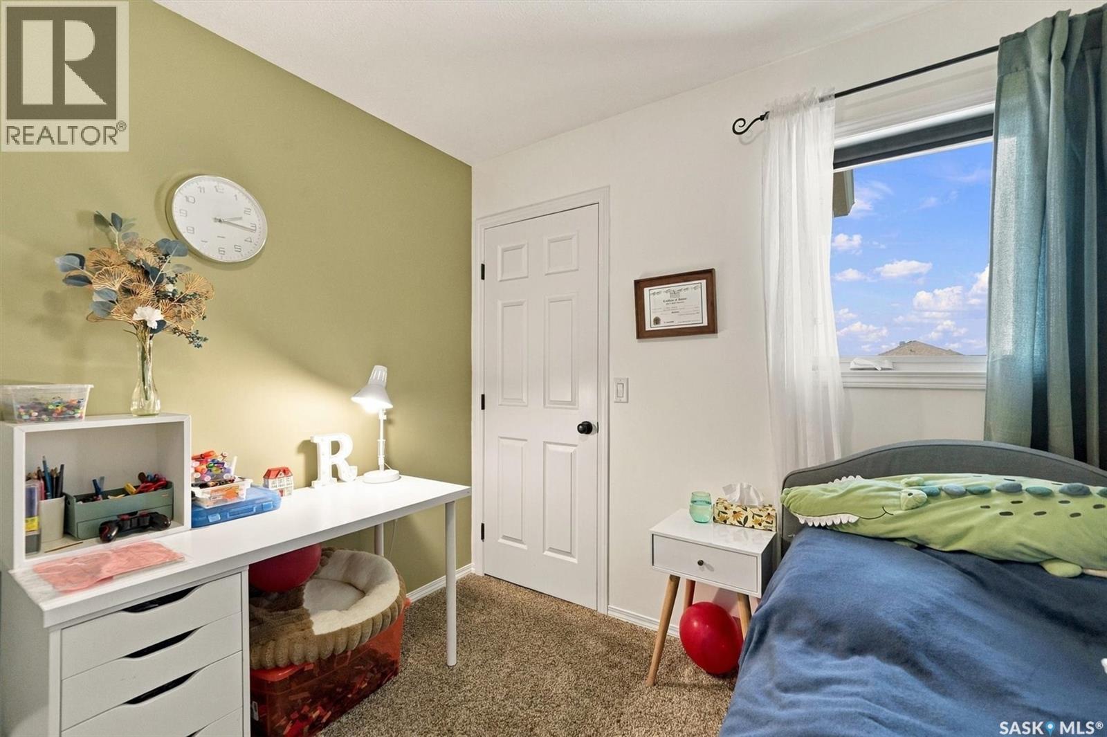 215 Coad MANOR - Image 23