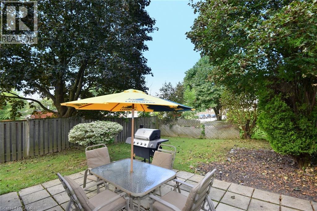 100 GOLDEN ORCHARD Drive - Image 31