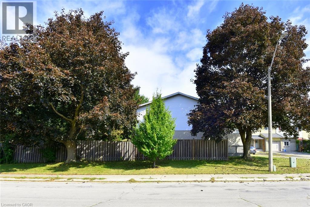 100 GOLDEN ORCHARD Drive - Image 36
