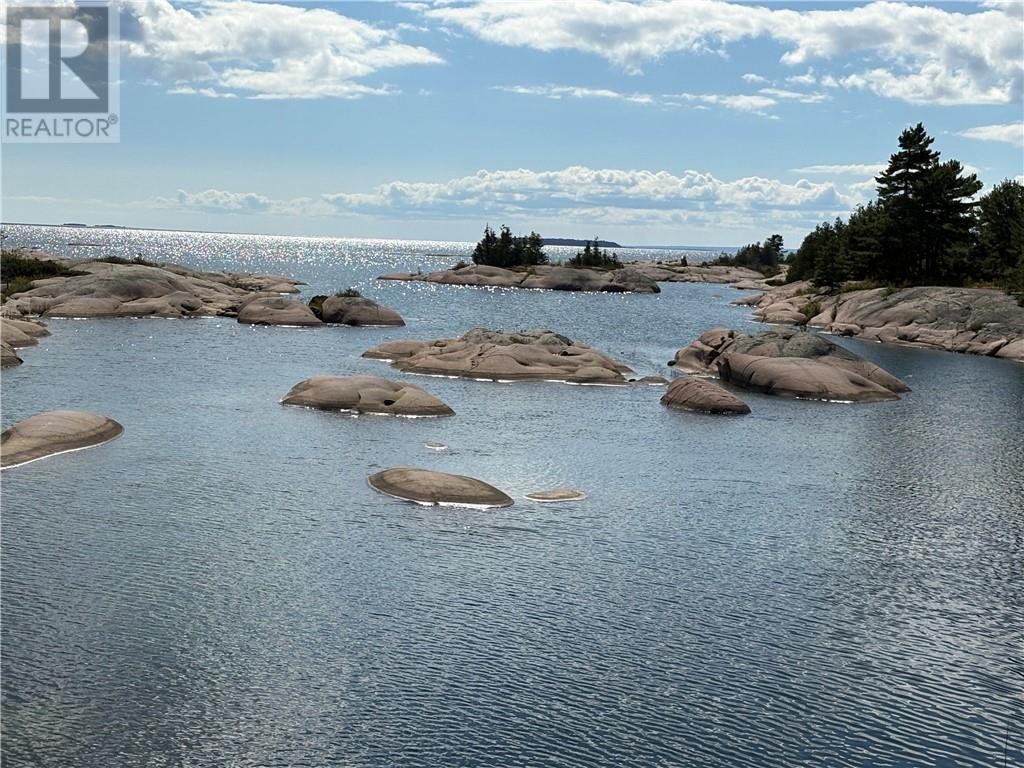 KG1474 Georgian Bay, Killarney — photo 4