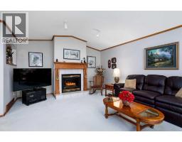 4pc Bathroom - 5305 66 Street, Camrose, AB T4V4M2 Photo 6