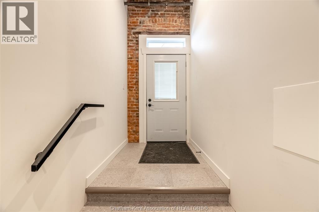 164 King STREET West Unit# 201, Chatham — photo 7