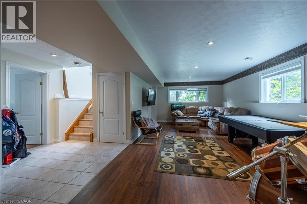 143 ORCHARD Avenue - 17