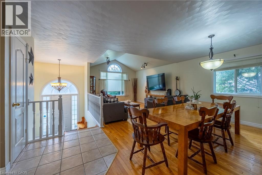 143 ORCHARD Avenue, Simcoe — photo 2
