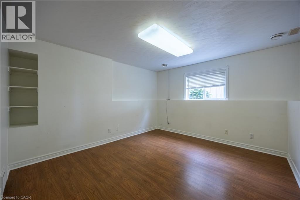 143 ORCHARD Avenue - 20