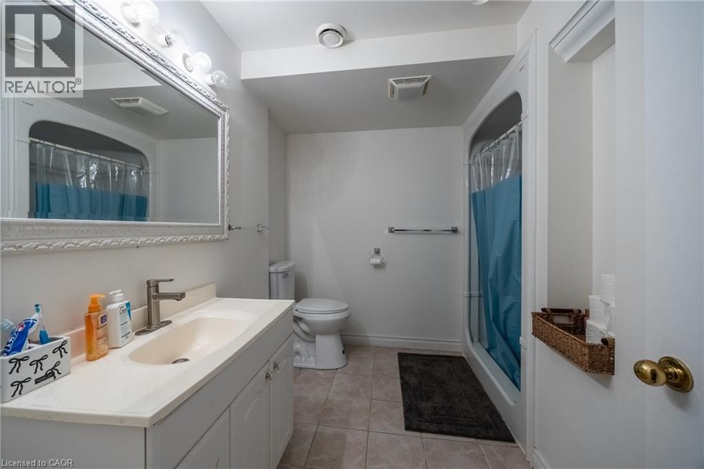 143 ORCHARD Avenue - 21