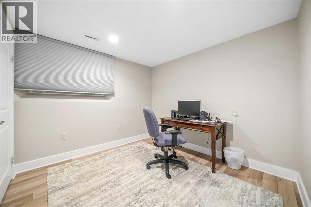 828 6 Street SE - Image 23