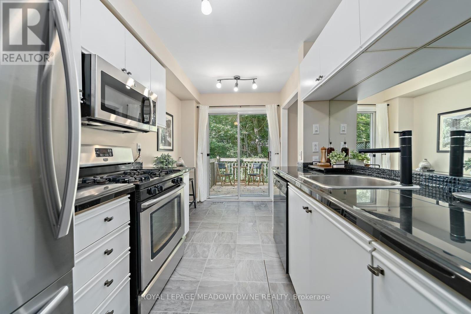 #174 28 MAPLE AVENUE - 18