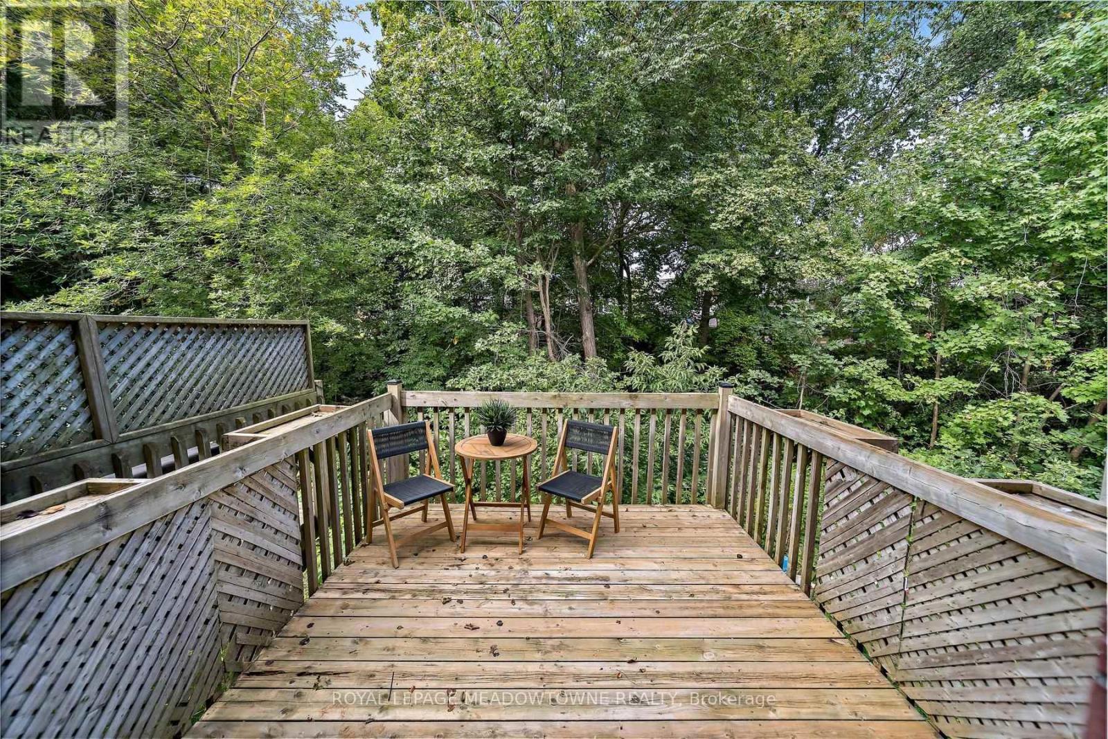 #174 28 MAPLE AVENUE - 20