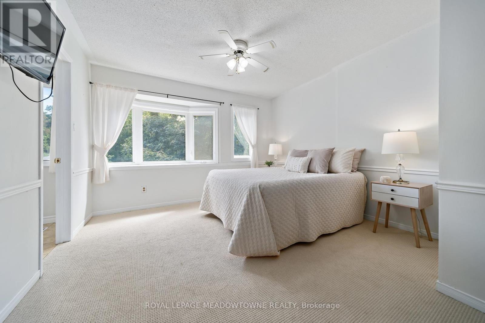 #174 28 MAPLE AVENUE - 25