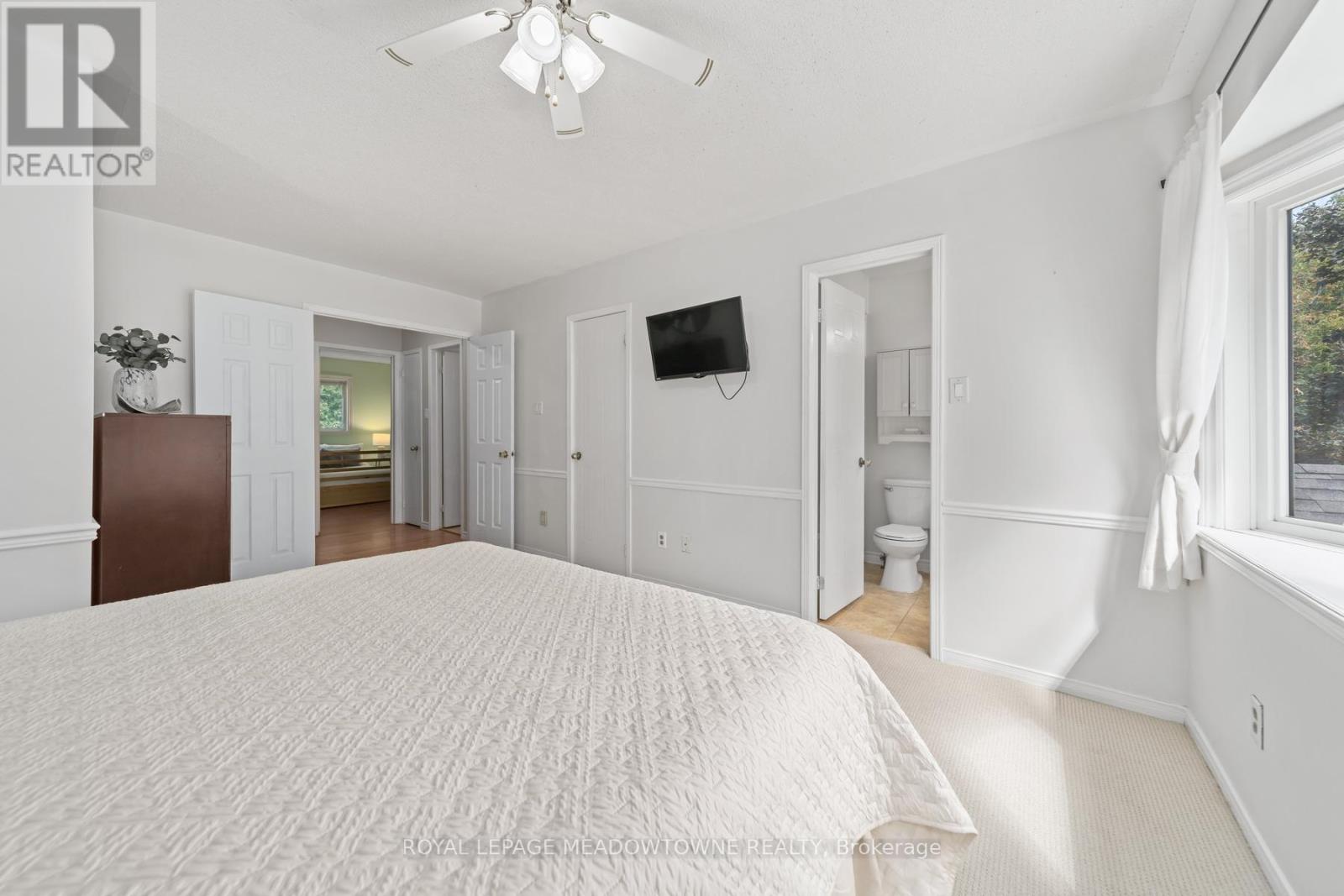 #174 28 MAPLE AVENUE - 26