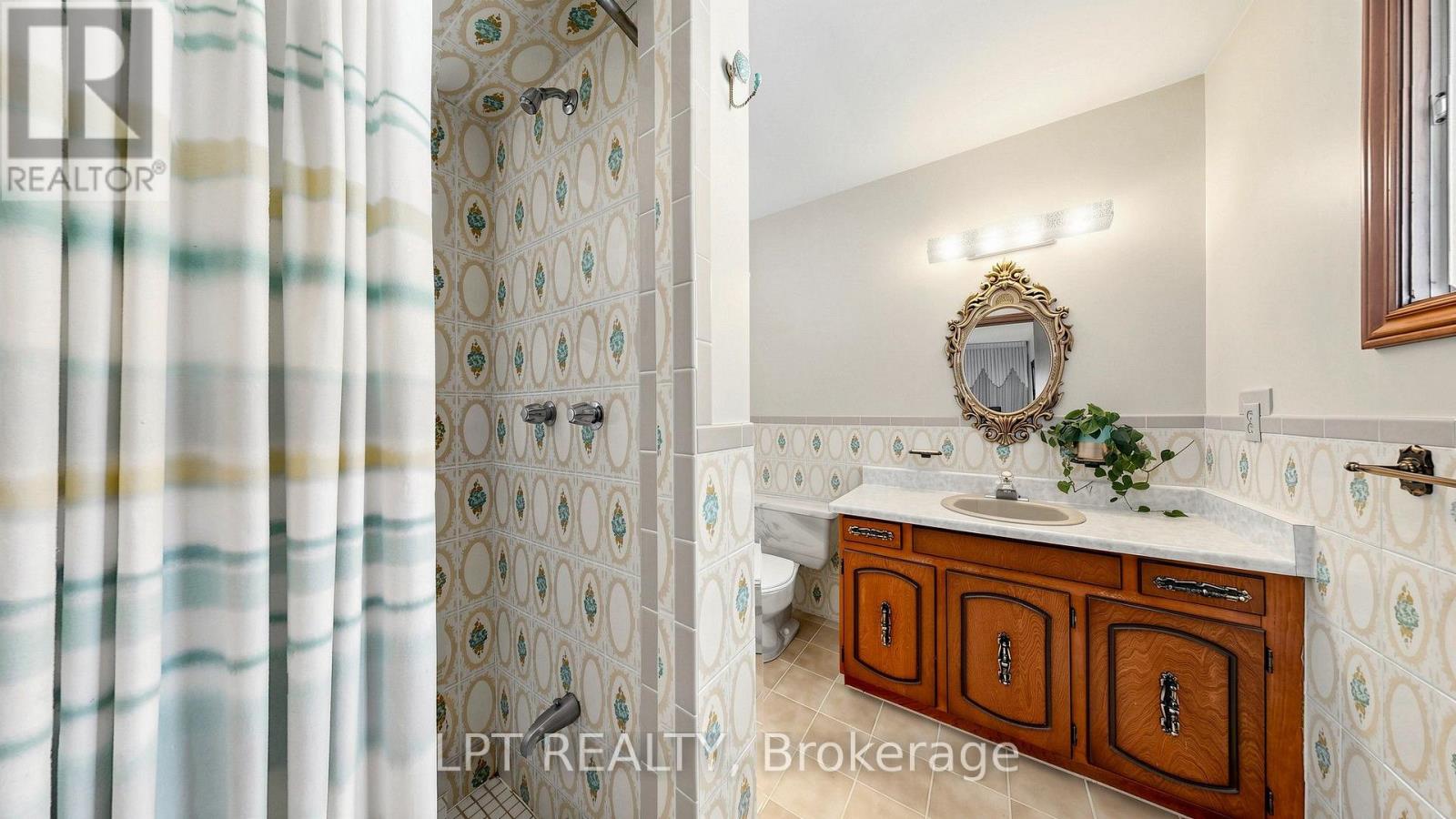 3185 PARKERHILL ROAD - Image 35