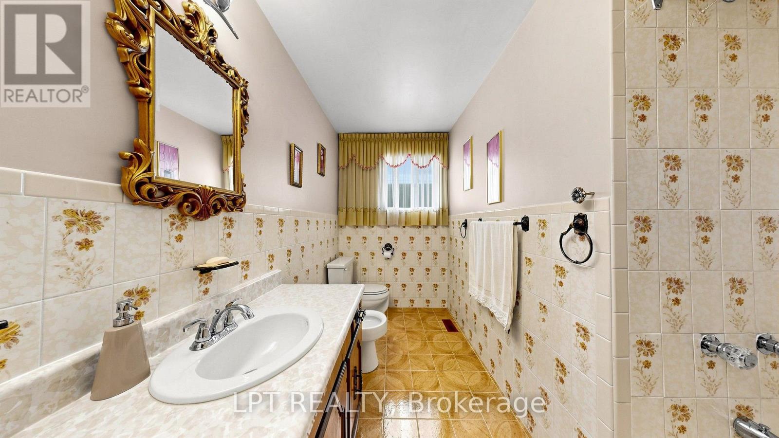 3185 PARKERHILL ROAD - Image 37