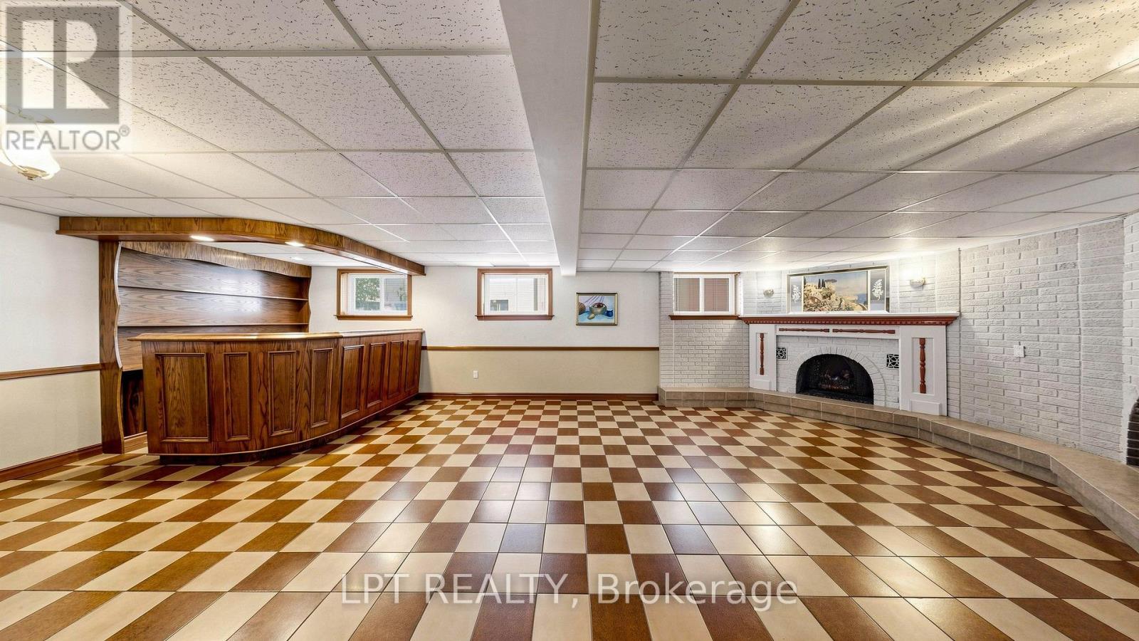 3185 PARKERHILL ROAD - Image 41