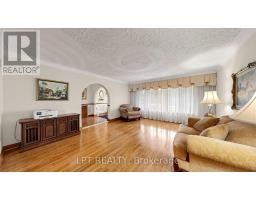 Foyer - 3185 Parkerhill Road, Mississauga, ON L5B1V7 Photo 8