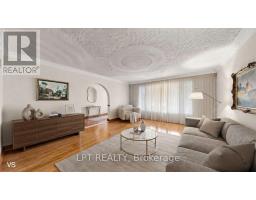 Kitchen - 3185 Parkerhill Road, Mississauga, ON L5B1V7 Photo 9