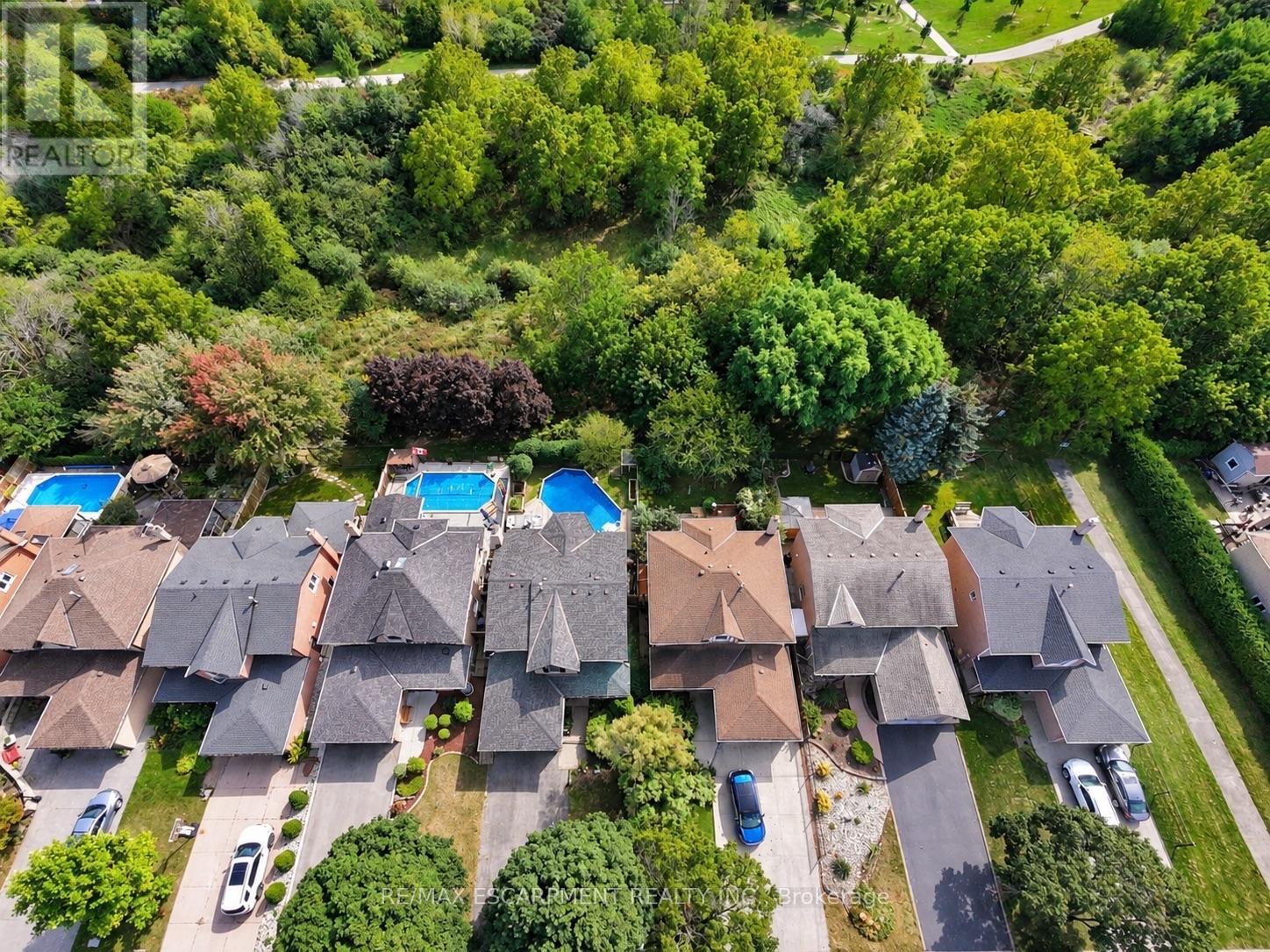 35 GERALD CRESCENT, Hamilton (Stoney Creek Mountain) — photo 9