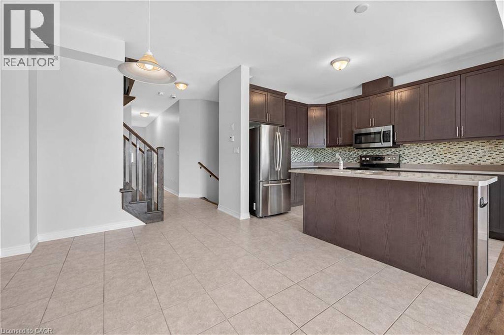 165 LORMONT Boulevard, Stoney Creek — photo 10
