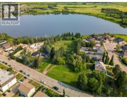 5128 & 5124 56 Street, Innisfail, AB T4G1R5 Photo 6