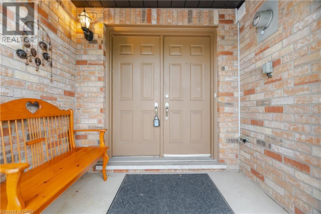 842 UPPER KENILWORTH Avenue, Hamilton — photo 5