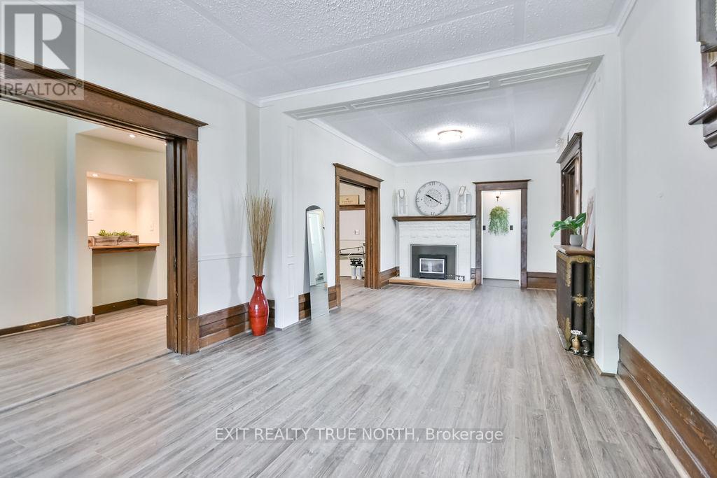 342 KING STREET, Midland — photo 8