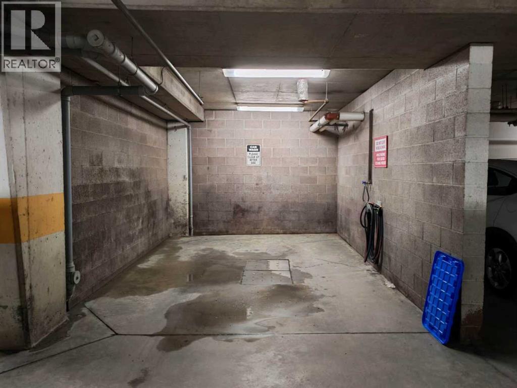 #304 69 Springborough Court SW - Image 18