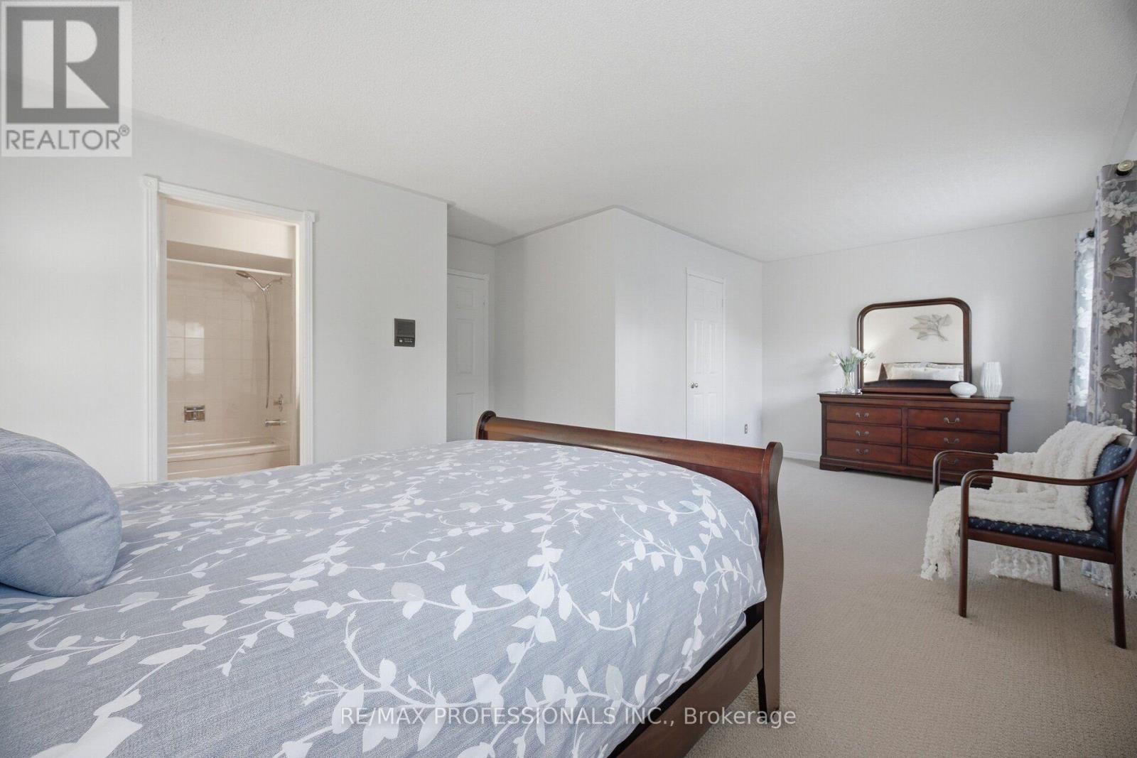 #140 3050 ORLEANS ROAD - 26