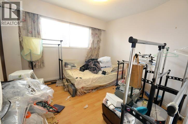 4 Bed, 2 Bath House for Sale in Richmond – 7480 SCHAEFER AVENUE, Richmond – MLS# R3167449 - Image 17