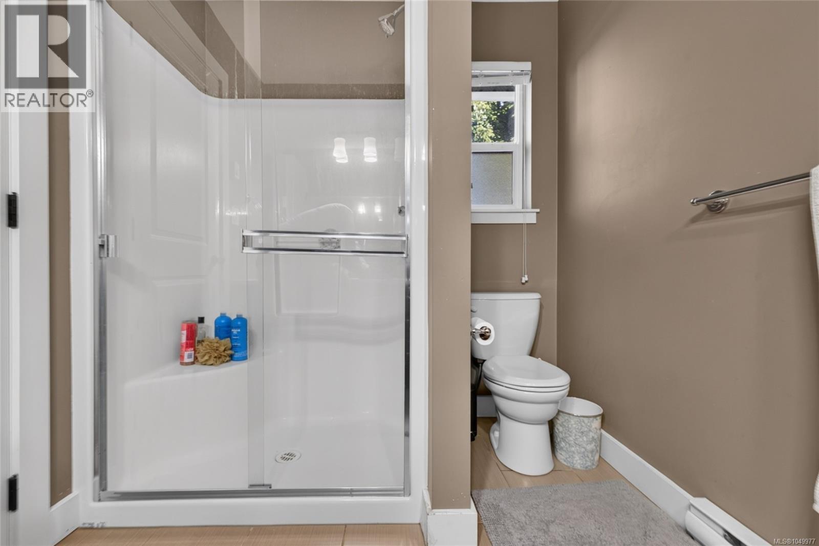 1195 Parkdale Creek Gdns - Image 24