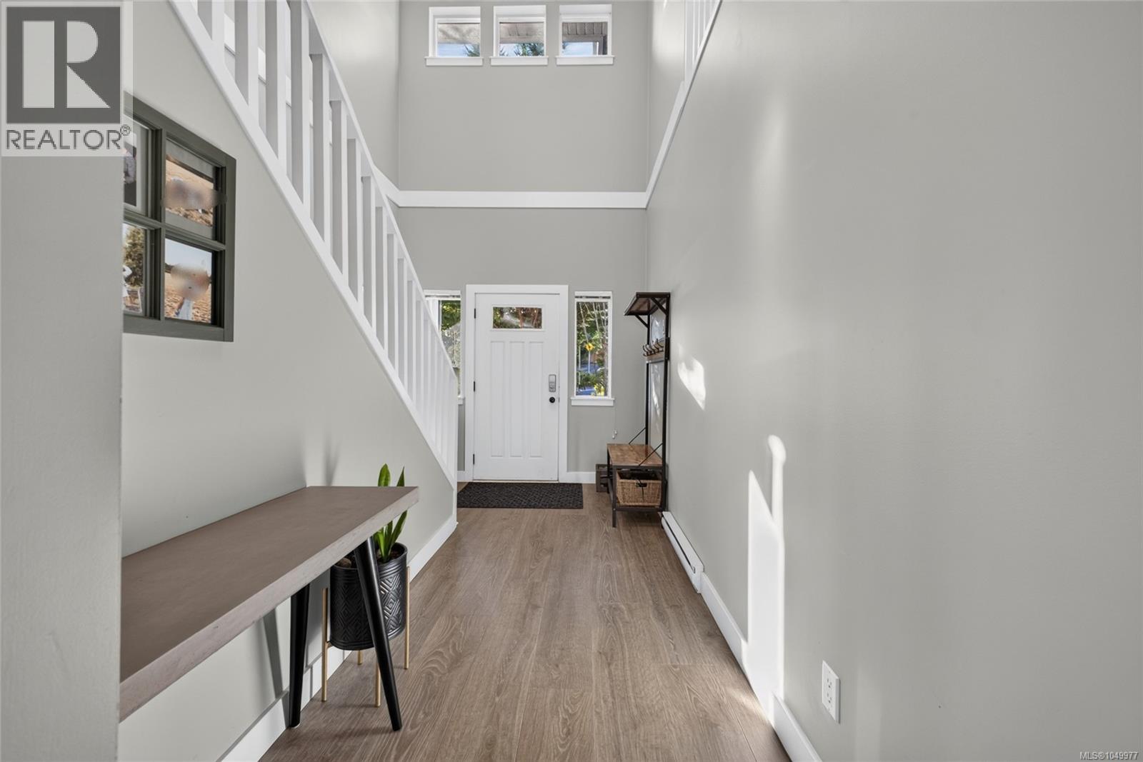 1195 Parkdale Creek Gdns - Image 3