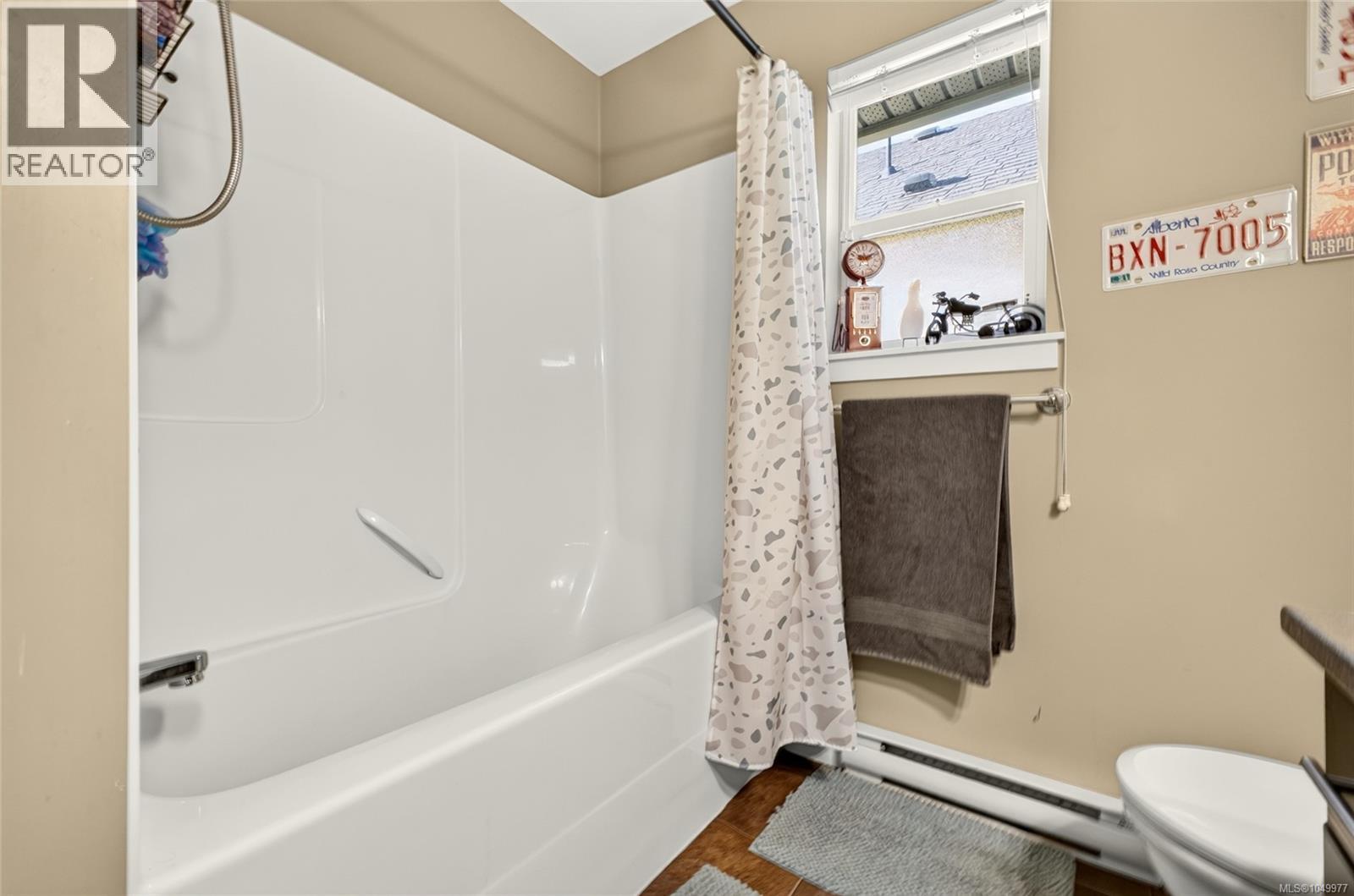 1195 Parkdale Creek Gdns - Image 34