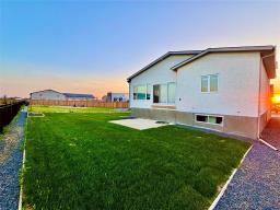 74 Red Pine Drive, West St Paul, MB R4A0E9 Photo 25