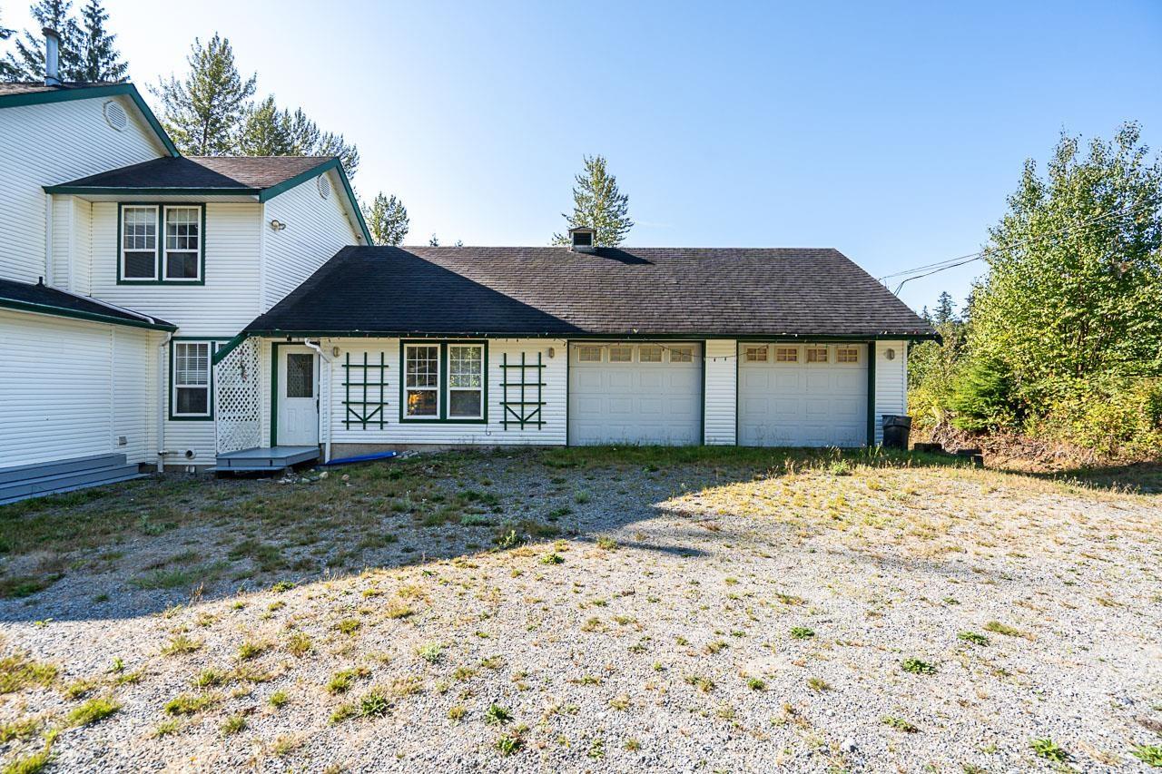 5 Bed, 5 Bath House for Sale in Mission – 34420 KIRKPATRICK AVENUE, Mission – MLS# R3167458 - Image 2