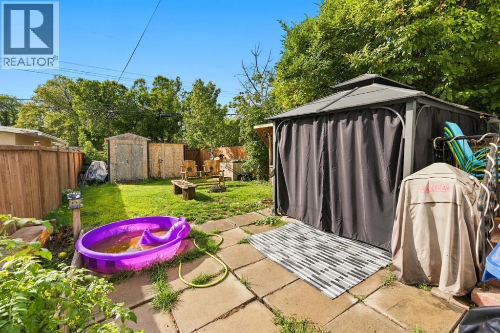 3103 41 Street SW - Image 27